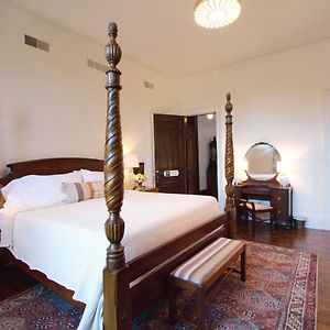 King Room Garden View